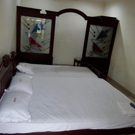 Sathya Inn Guruvayur Exterior photo