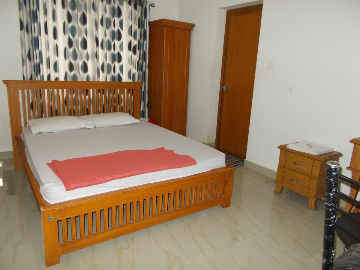 Sathya Inn Guruvayur Exterior photo